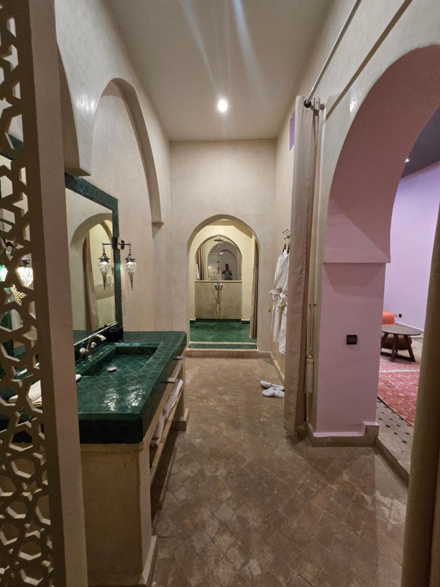 Le Medina Privilege And Hotel